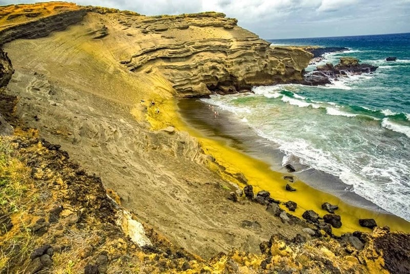 Papakolea Green Sand Beach