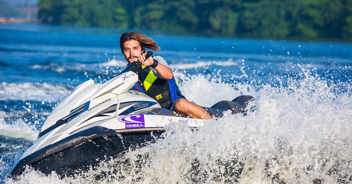 Jet Ski In Oahu