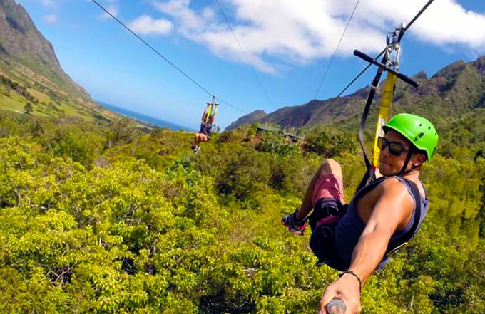 Jurassic Valley Zipline Tour